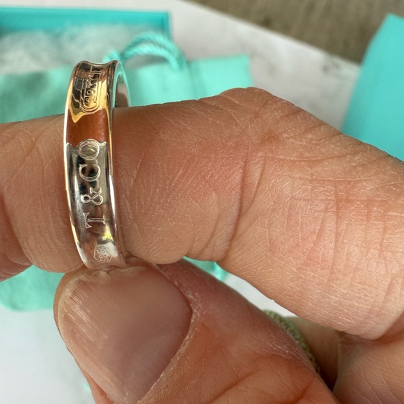 New Auth. Tiffany & Co. 1837 Concave Narrow Band Ring Sterling Silver size 5 - Picture 6 of 10